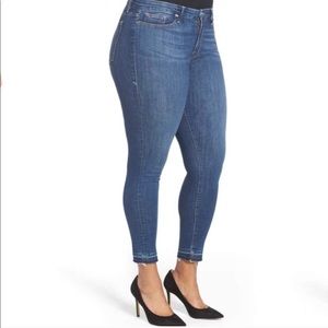Good American Blue 009 Skinny Jeans Plus Size 24